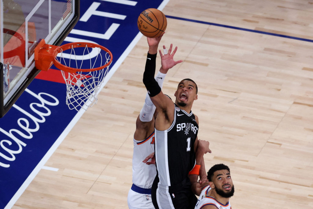 Source-feed image associated with Victor Wembanyama carries Spurs to win, cutting Knicks' NBA Finals lead to 2-1