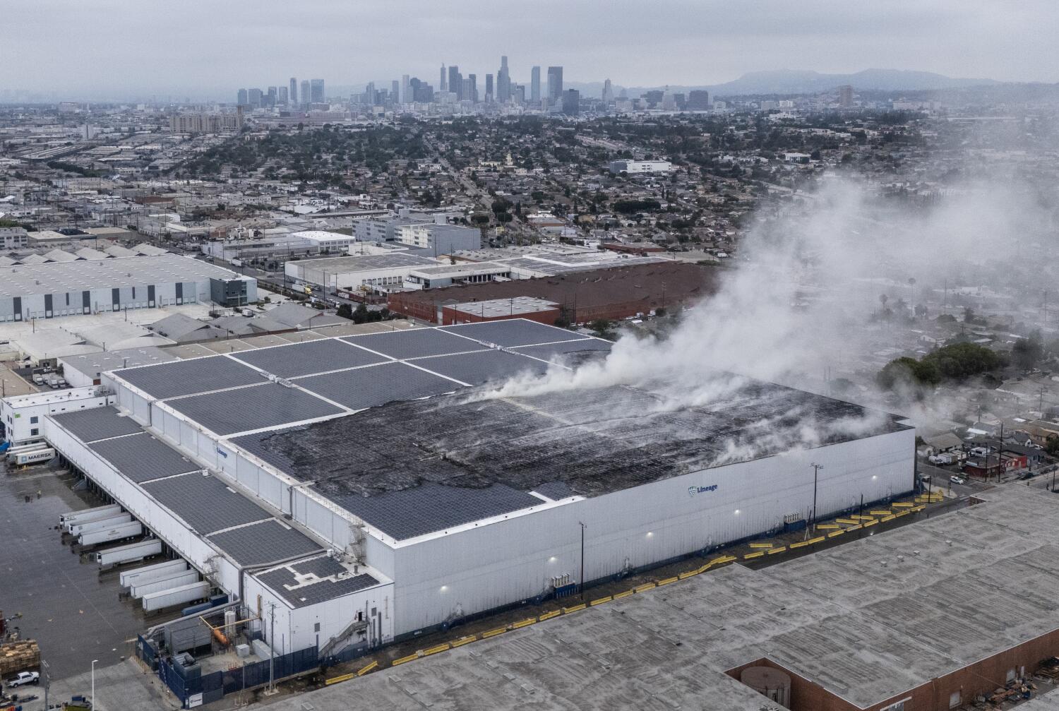 Source-feed image associated with Shelter-in-place order continues in Boyle Heights as fire burns inside warehouse