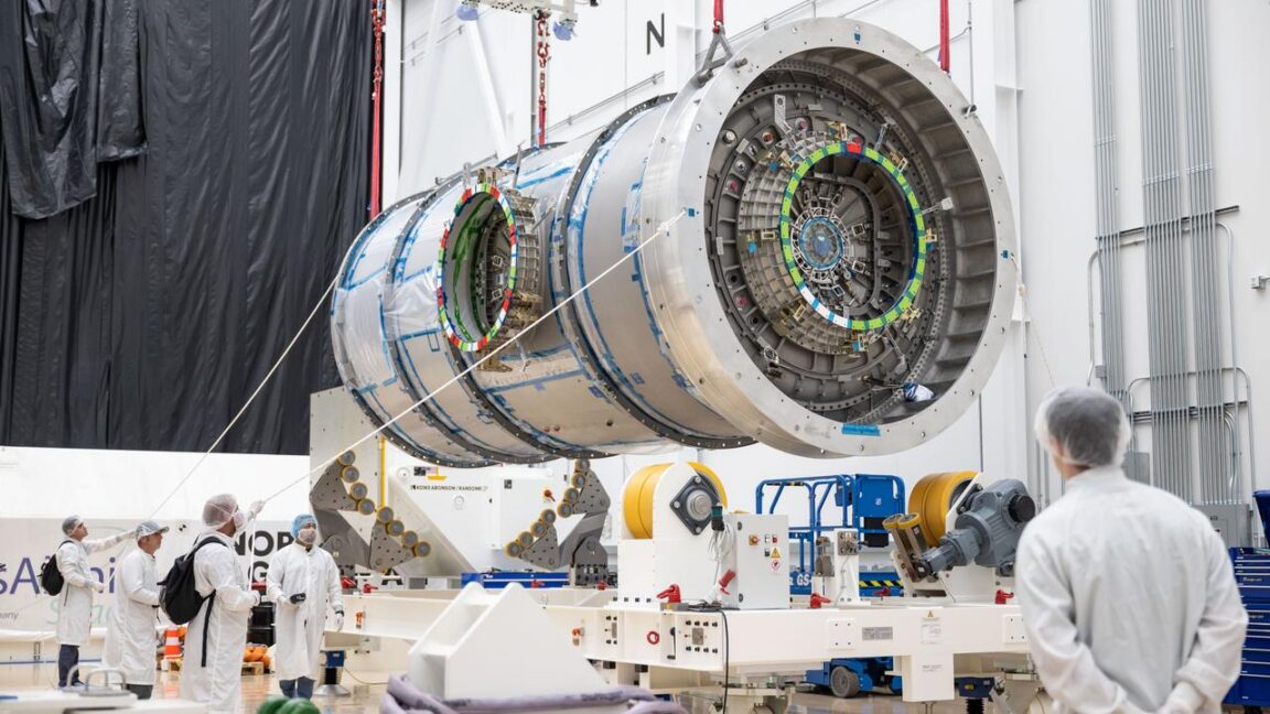 Source-feed image associated with NASA asks Northrop Grumman to stop working on lunar HALO module