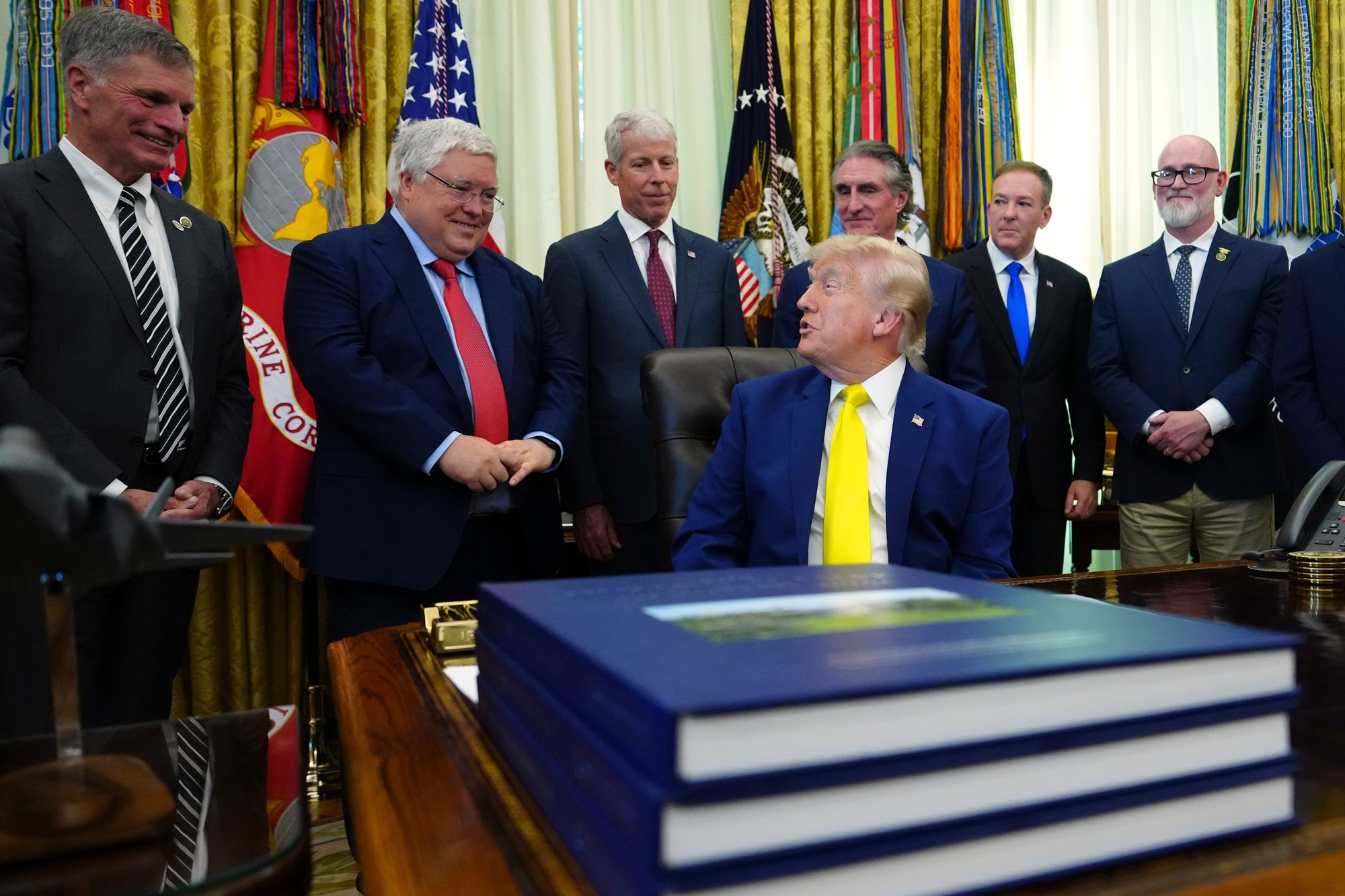 Source-feed image associated with Trump Announces $700 Million Investment in Coal, Including New Export Terminal in Oakland