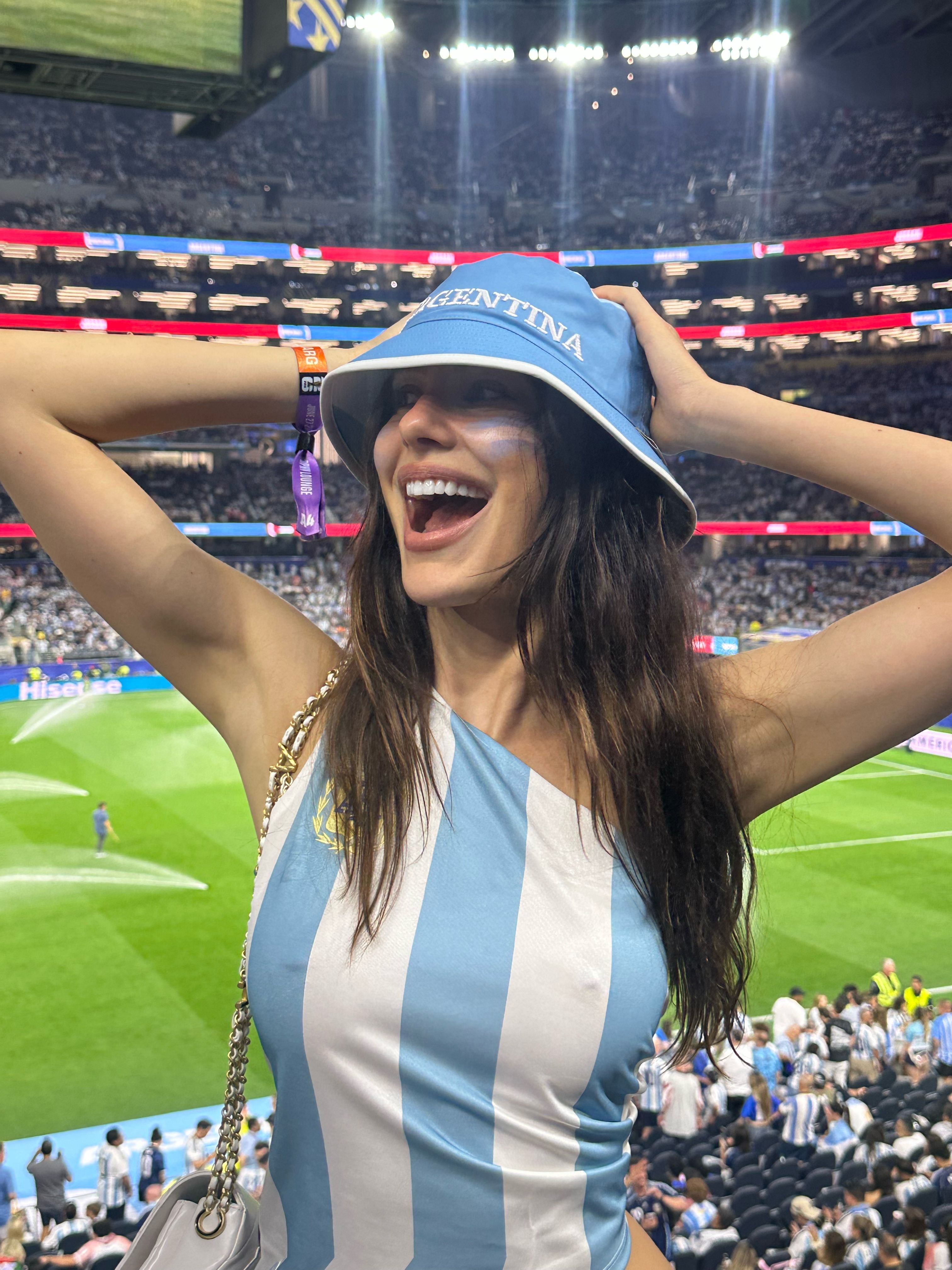 Source-feed image associated with ‘Nobody Does It Like Argentinians’: Camila Morrone’s First World Cup Match Was a Smash