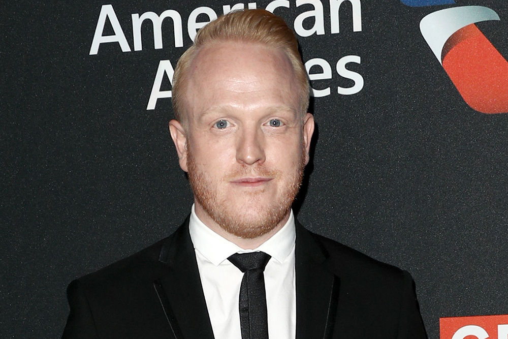 Source-feed image associated with ‘Twin Peaks’ Actor Owain Rhys Davies Dies at 44; Family Says It Was Sudden and ‘There Are Still Questions That Remain Unanswered’