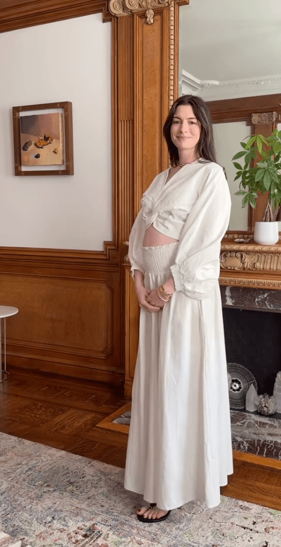 Source-feed image associated with Anne Hathaway Reveals She Is Pregnant With Her Third Child