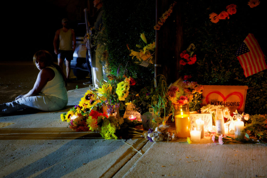 Source-feed image associated with Maine Sen. King says feds lack credibility, locals need role in ICE shooting investigation