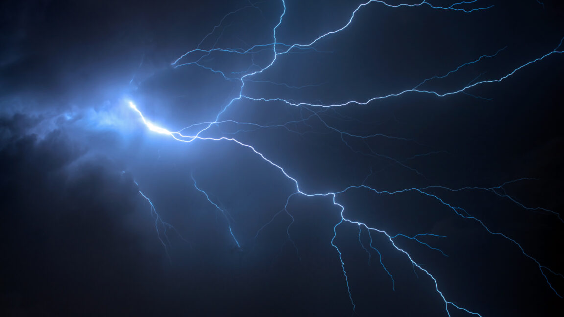 Source-feed image associated with Thunder + fiber-optic cabling used for seismic imaging