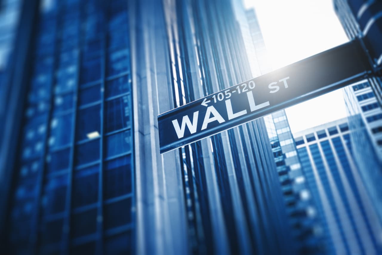 Source-feed image associated with BofA sees ‘red flags’ in the U.S. stock market. Here’s what to buy now.