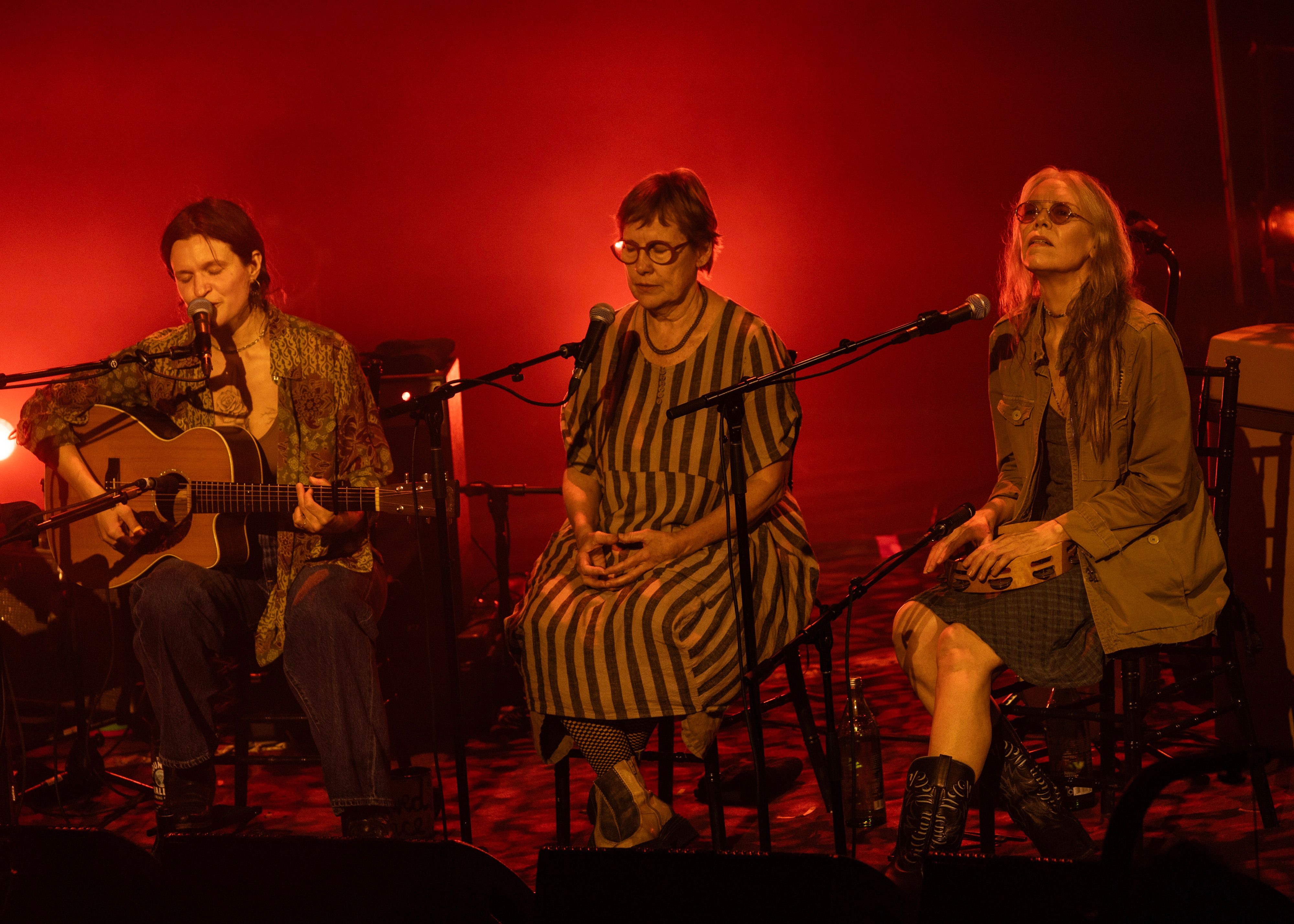 Source-feed image associated with Big Thief Debut New Triple Album, Horsepower, Live in Nashville