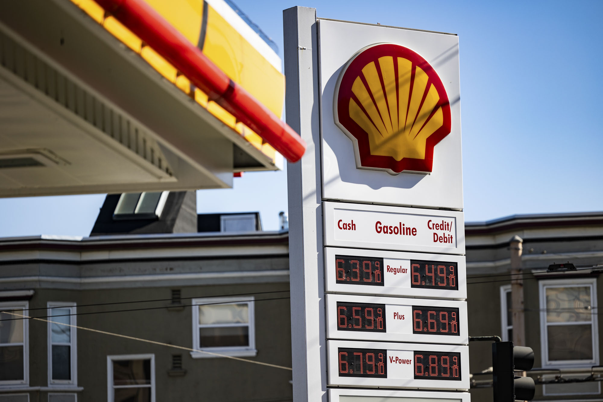 Image from linked report: California Democrats Hope Iran War Flips the Script on Gas Prices
