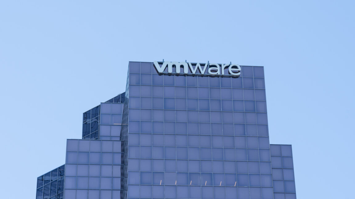 Source-feed image associated with “Trust, not features, is the real deficit”: VMware tries to appease SMBs