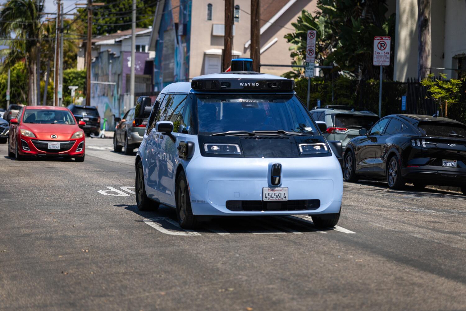 Source-feed image associated with Waymo is starting robotaxi service in San Diego