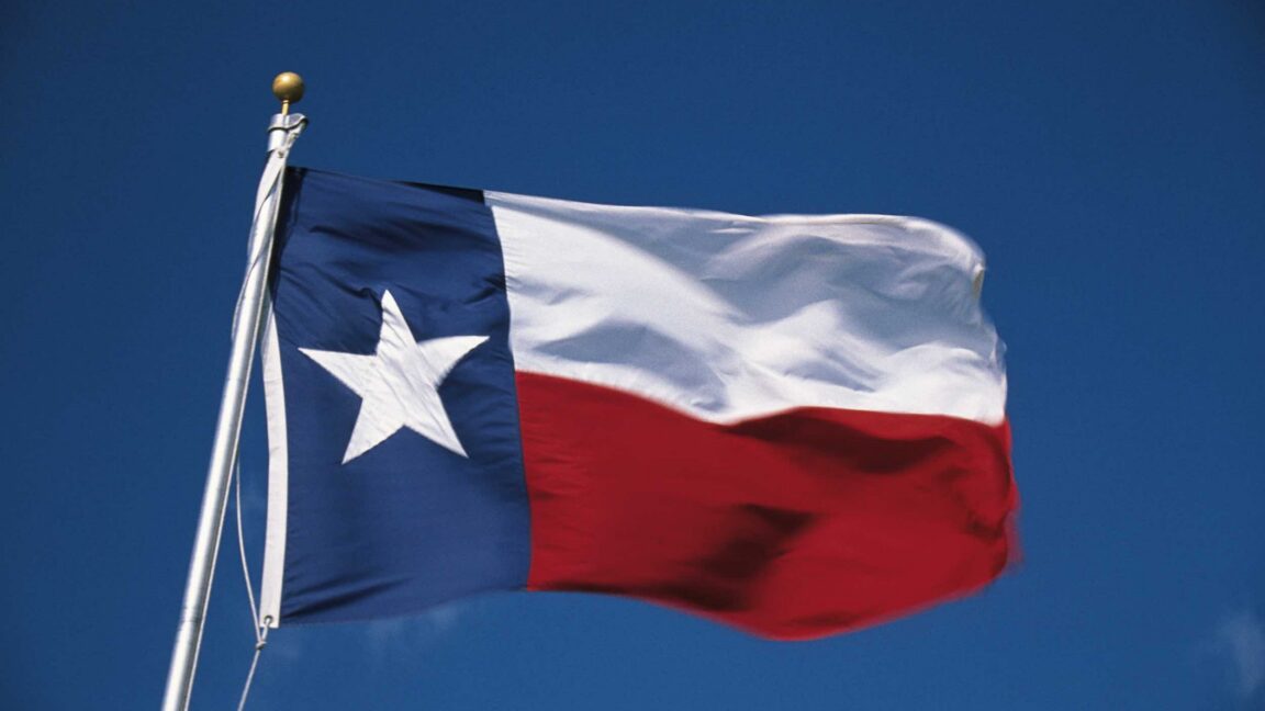 Source-feed image associated with SCOTUS lets Texas enforce app store law that Big Tech calls "censorship regime"