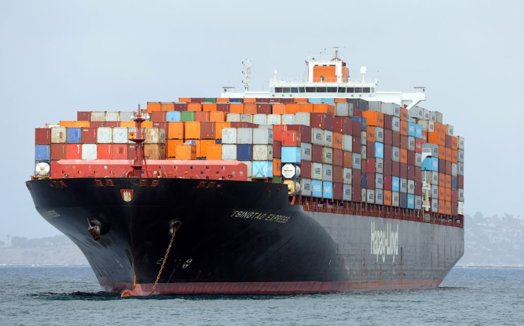 Source-feed image associated with Trump's trade war with Canada looms over key congressional races