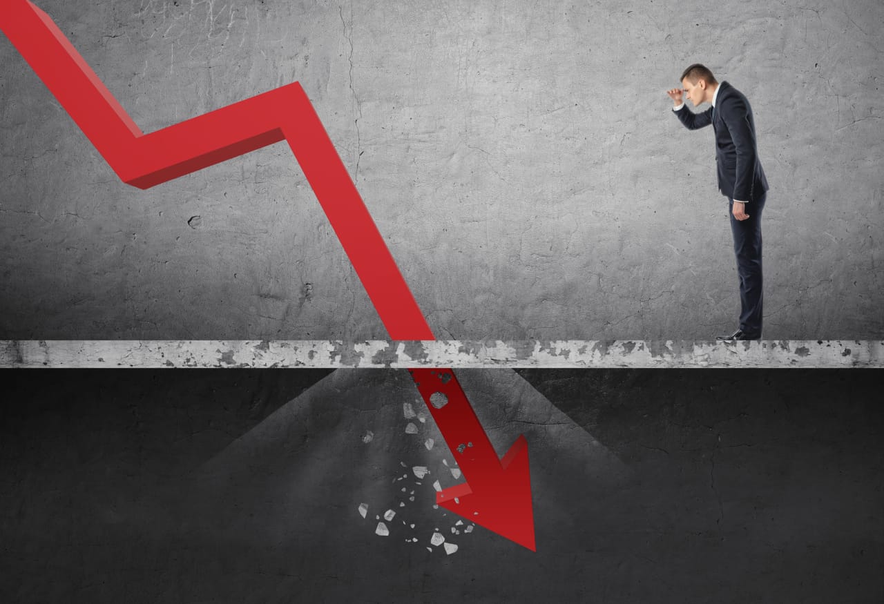 Source-feed image associated with Everyone on Wall Street now believes in buying the dip. That is exactly why you should worry.
