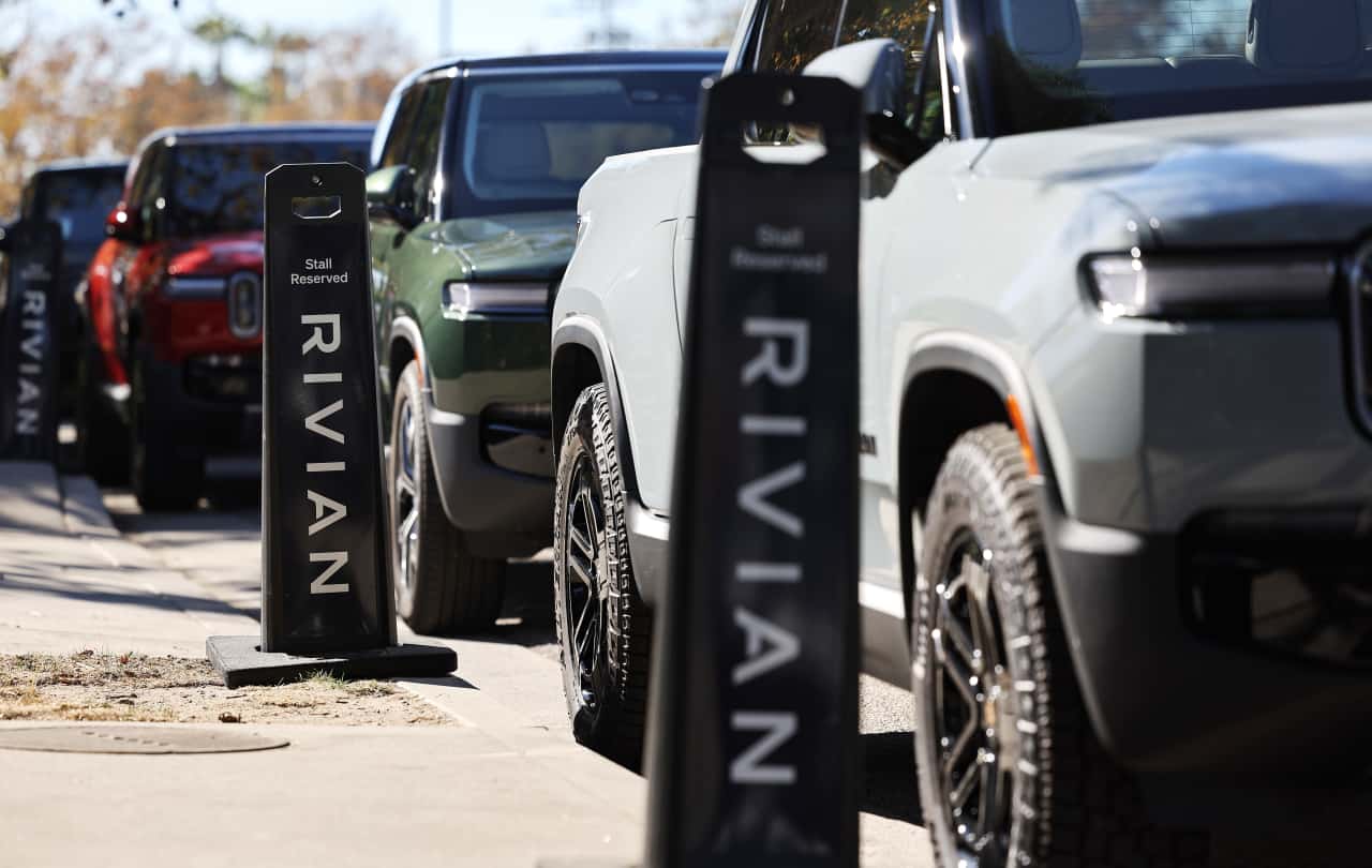 Source-feed image associated with Rivian’s stock sale triggers worst rout for the shares in nearly two years