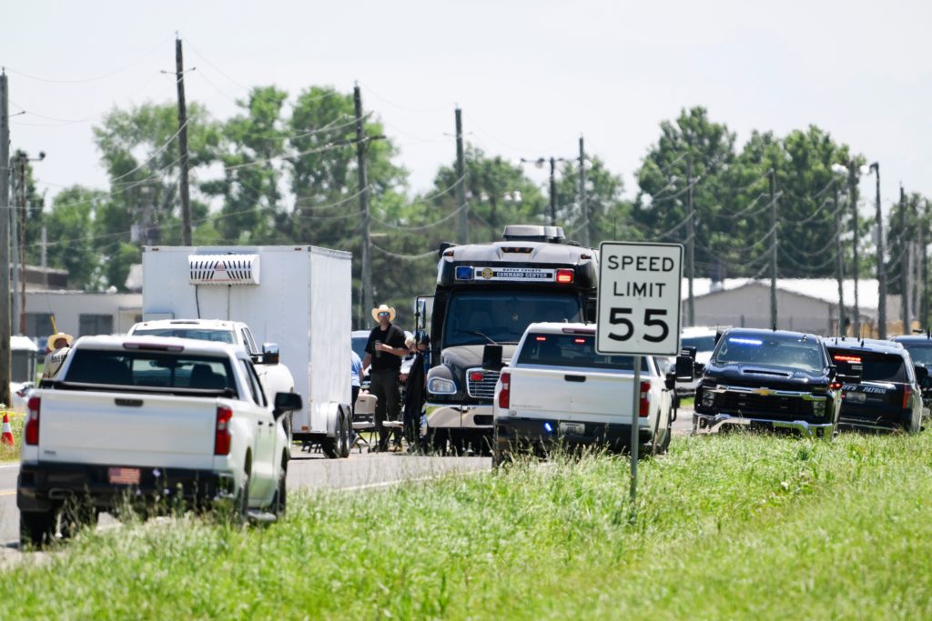 Source-feed image associated with 12 dead in crash of plane on skydiving outing in Missouri, authorities say