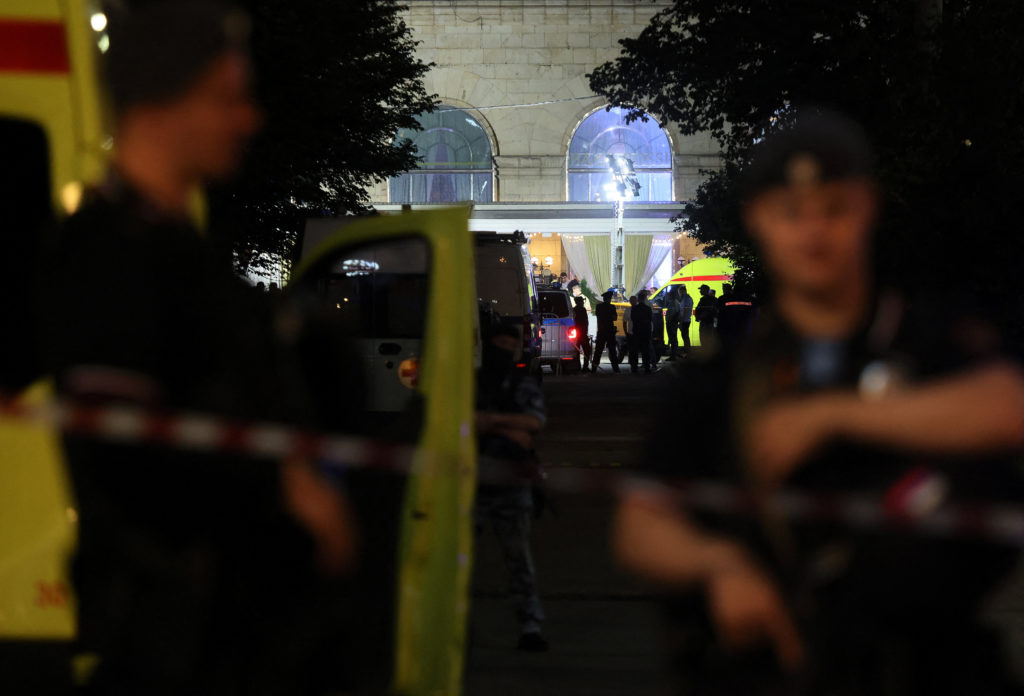 Source-feed image associated with Moscow mayor calls a deadly bomb attack on a restaurant a 'terrorist act'