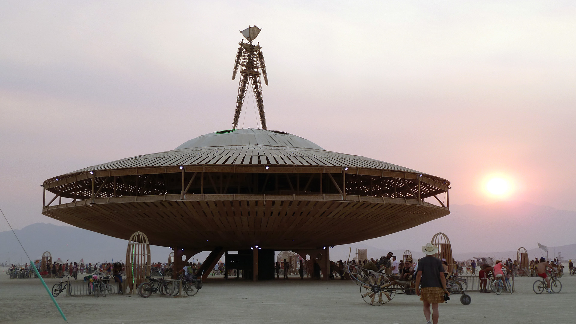 Source-feed image associated with Burning Man turns 40: How the counterculture festival has stayed true to its San Francisco roots