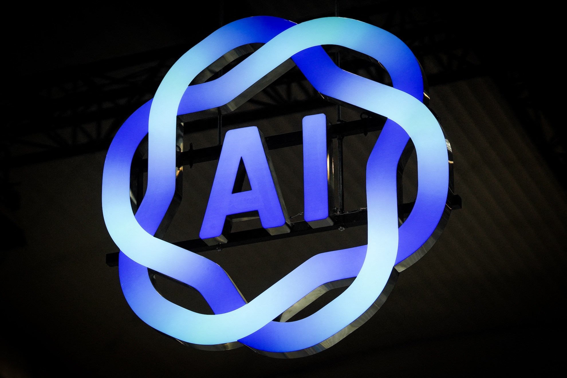 Source-feed image associated with California Leads US With New AI Transparency Law