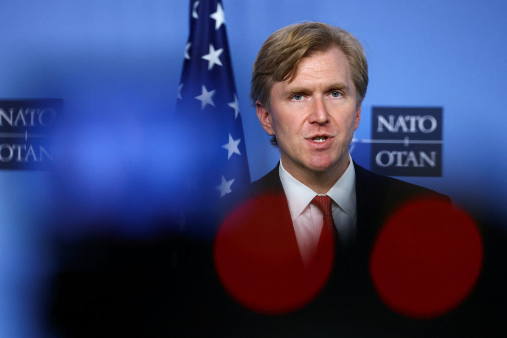 Source-feed image associated with Bipartisan criticism from senators about Pentagon briefing on U.S. defense strategy