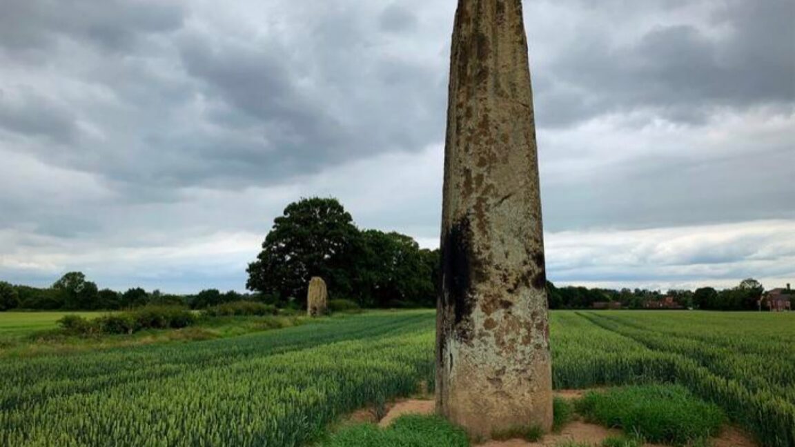 Source-feed image associated with Prehistoric builders transported Devil's Arrows 11 miles