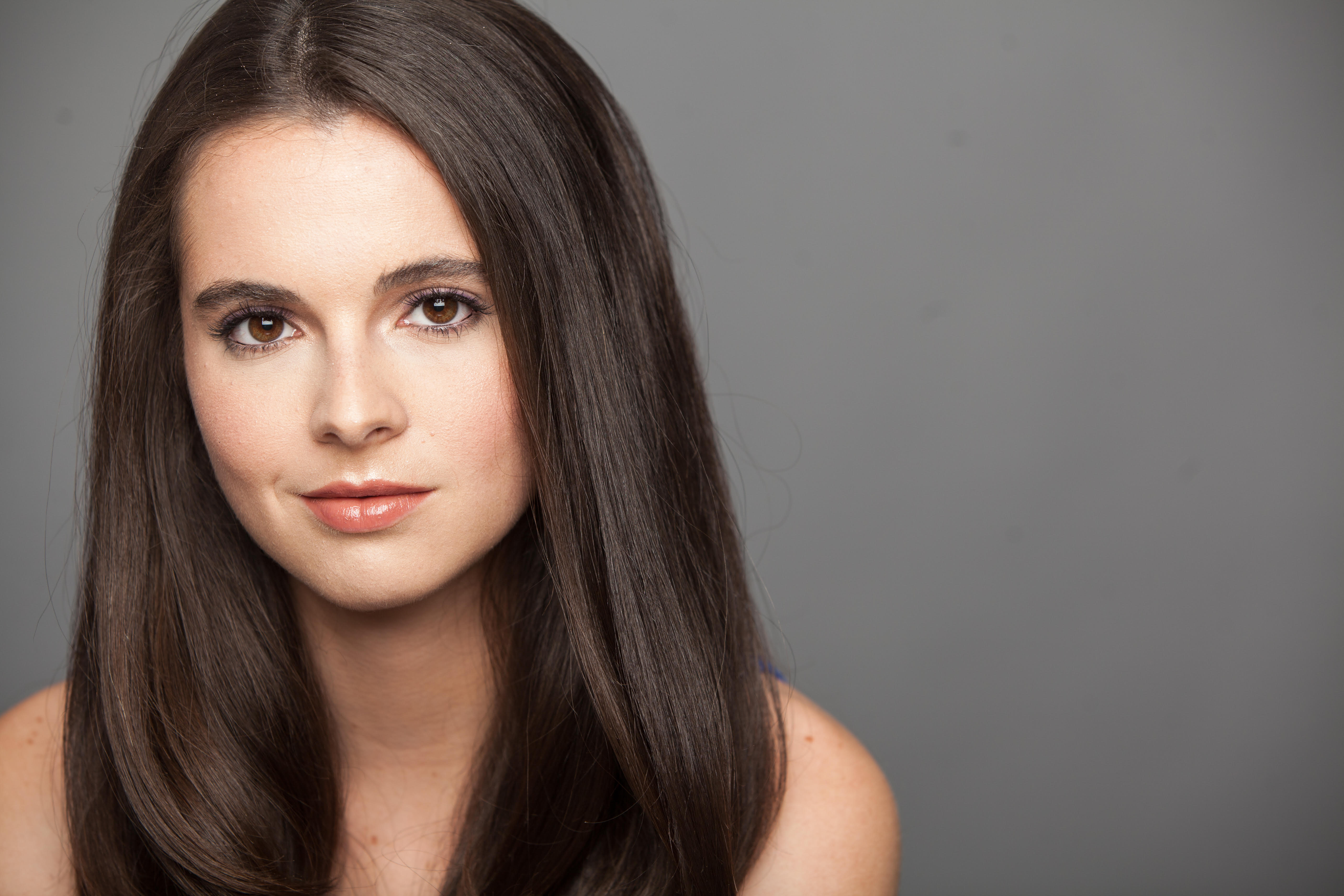Source-feed image associated with Vanessa Marano to Produce and Star in Frontières Horror Comedy ‘Ring Leader’: ‘It’s ‘Bridesmaids’ Meets ‘Self Help’’ (EXCLUSIVE)