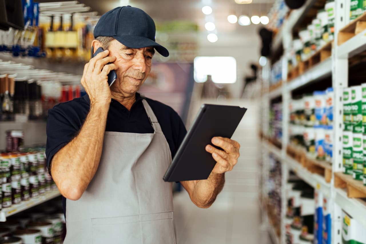 Source-feed image associated with ‘I claimed Social Security at 62’: At 76, I’m working at Walmart. Why do I still owe payroll taxes?