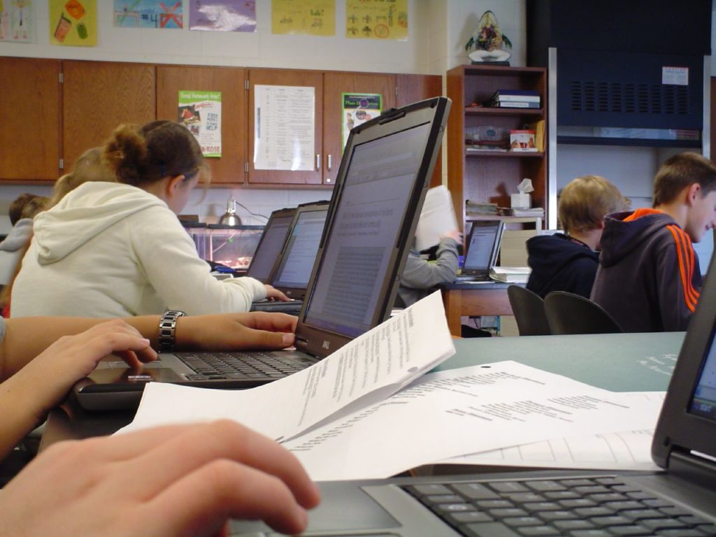 Source-feed image associated with Why more school districts are limiting screen time for students