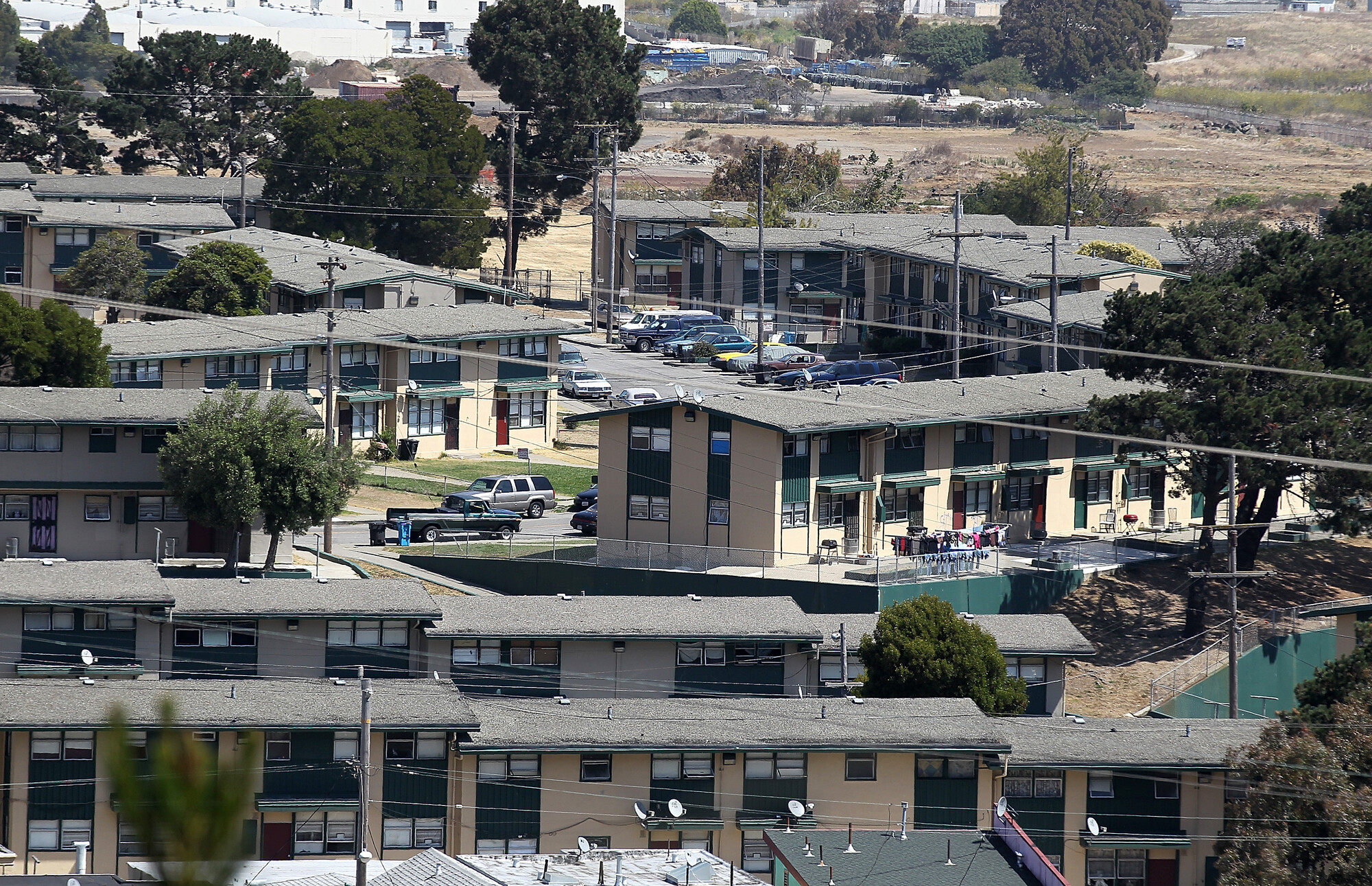 Source-feed image associated with Owners of Beleaguered San Francisco Housing Complex Agree to $9 Million Settlement