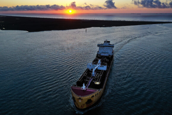 Source-feed image associated with US Tracking Cyber Threats Against Nearly 20 Ships Worldwide