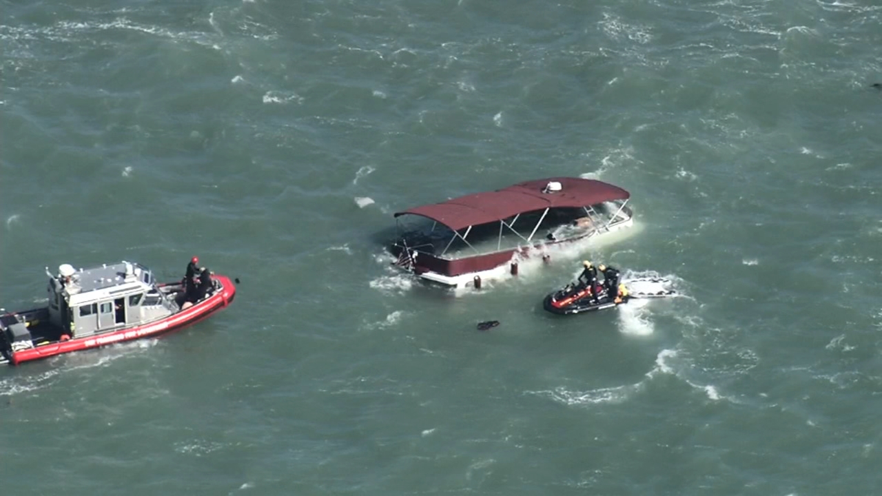 Source-feed image associated with Wreckage of sunken boat located near Alcatraz Island, San Francisco police confirm