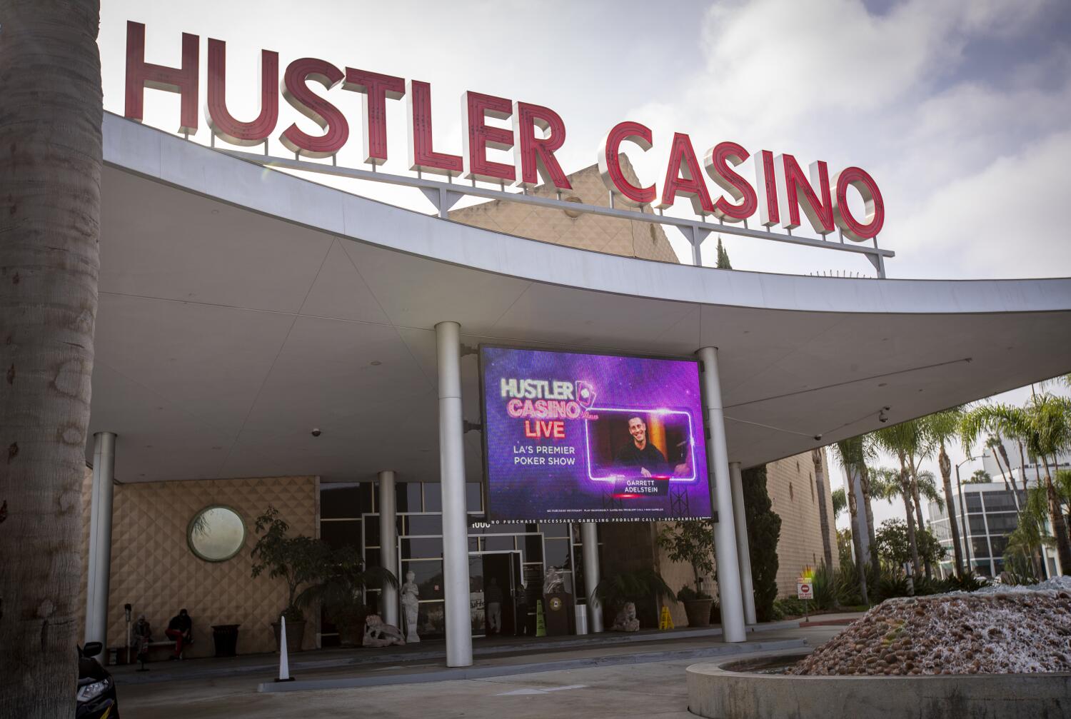 Source-feed image associated with Duo robbed more than a dozen SoCal casino winners, until their luck ran out