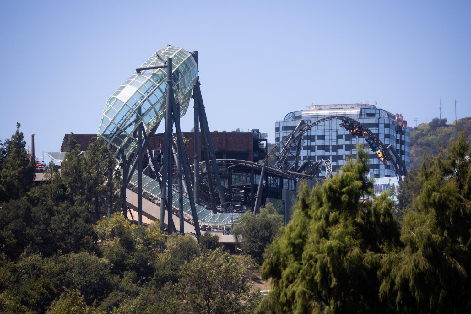 Source-feed image associated with 'Fast & Furious' coaster screams rattle quiet neighborhood: 'Like someone is getting murdered'