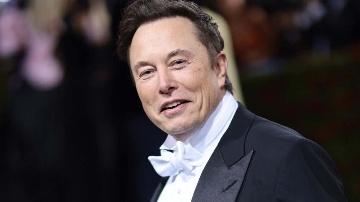 Source-feed image associated with Judge doesn't like Elon Musk settlement with SEC, but says court can't block it