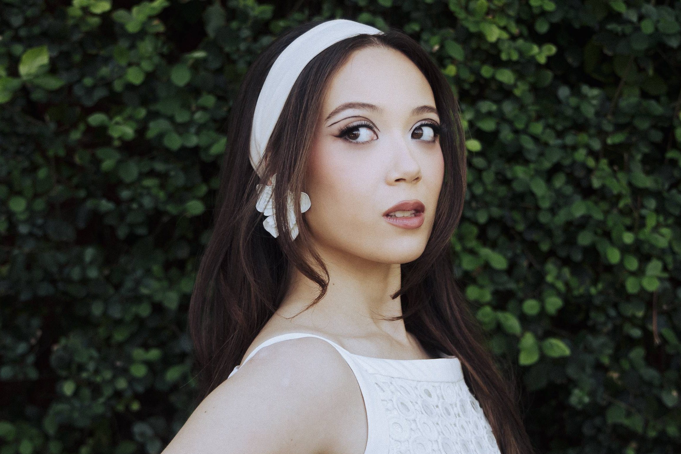 Source-feed image associated with Laufey Signs With Interscope Records/ Verve Records (EXCLUSIVE)
