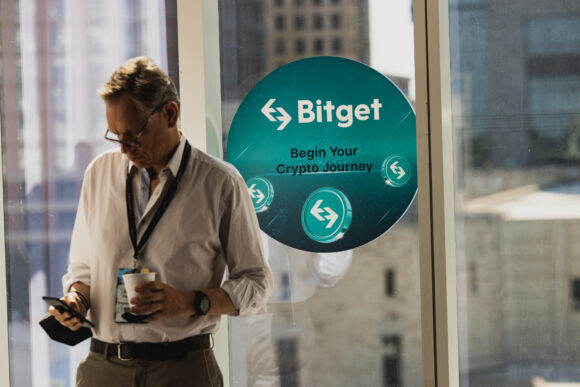 Image from linked report: Crypto Exchange Bitget Says Hackers Stole $352 Million