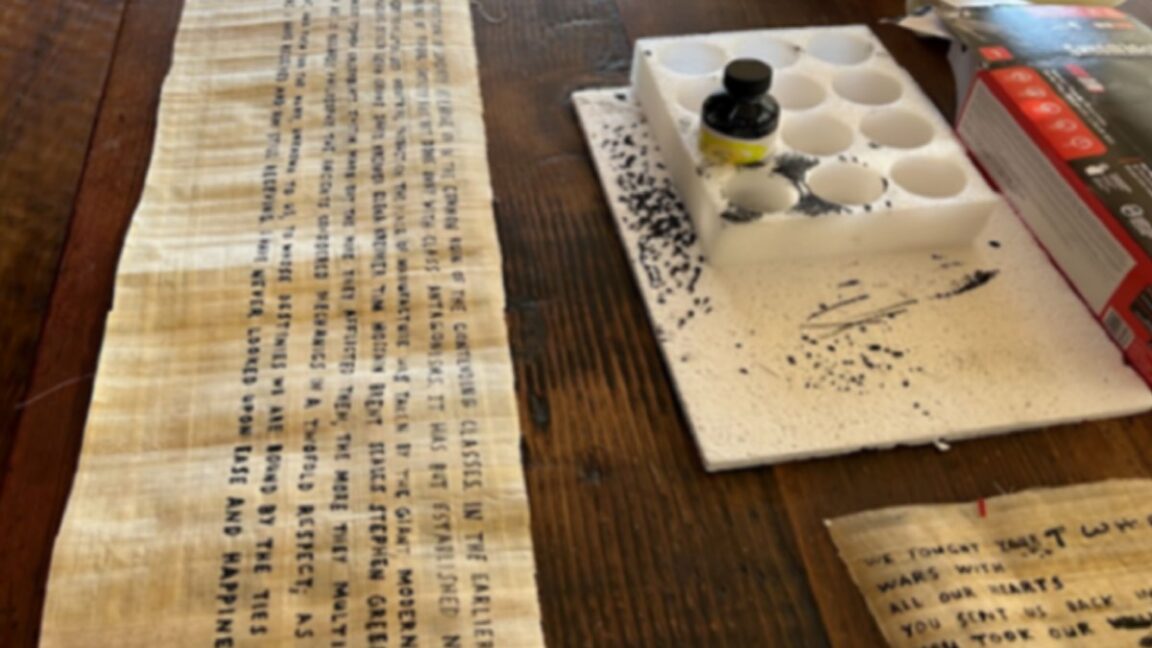 Source-feed image associated with Scientists develop new method for deciphering ancient scrolls