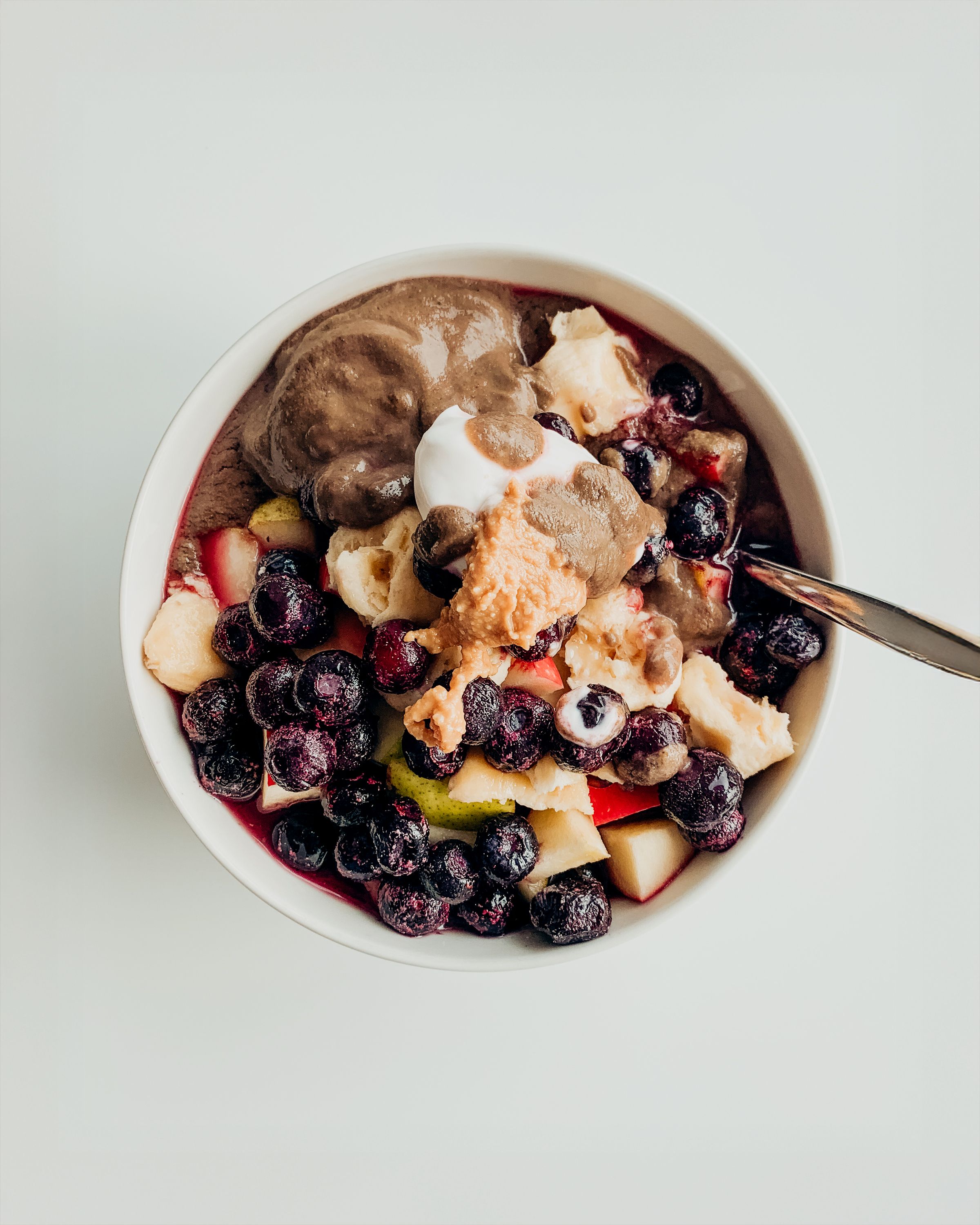 Source-feed image associated with 5 Delicious Anti-Inflammatory Snacks You Can Prep in 5 Minutes
