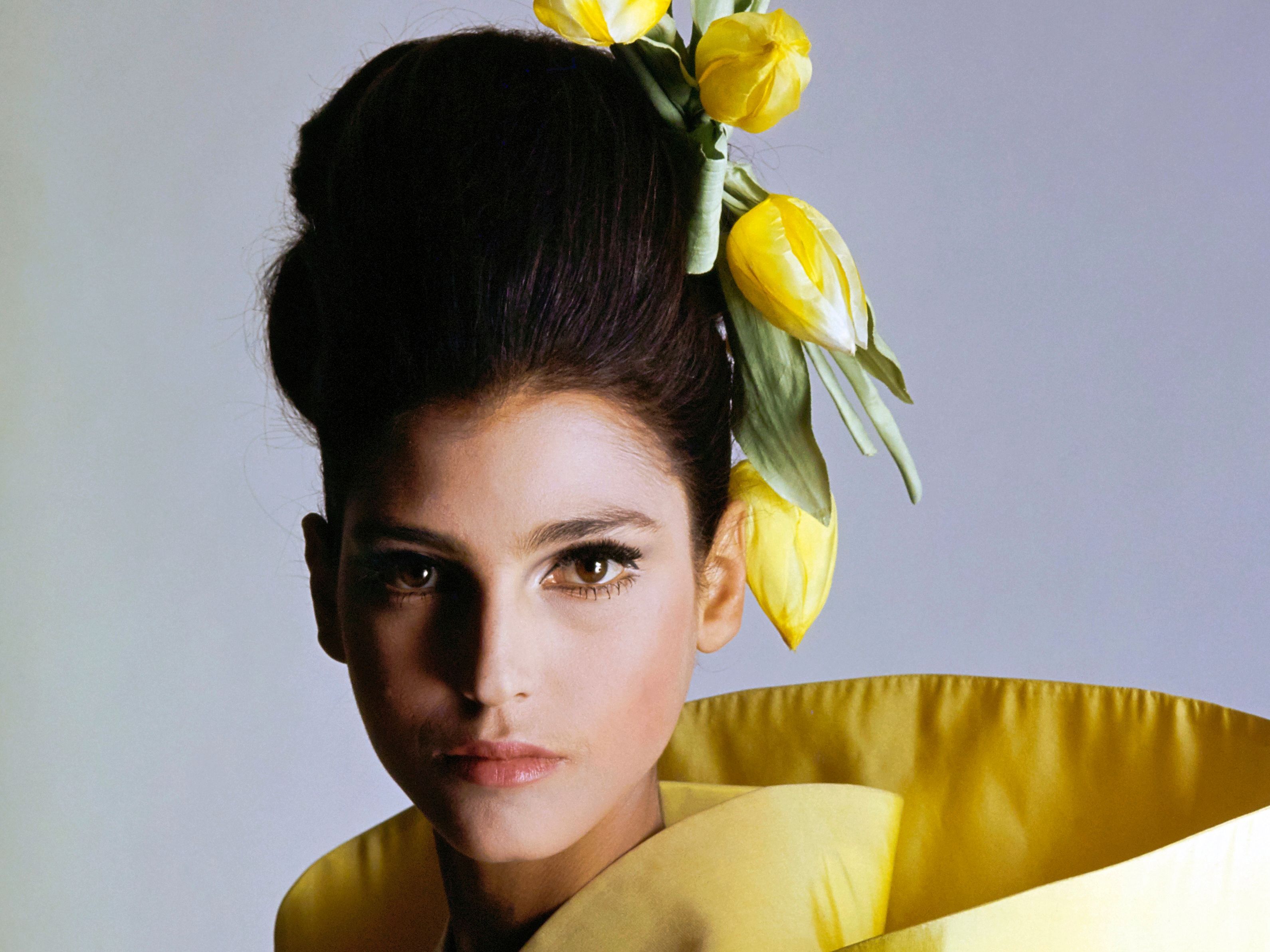 Source-feed image associated with The Best Italian Supermodel Moments, From Vogue to the Runways