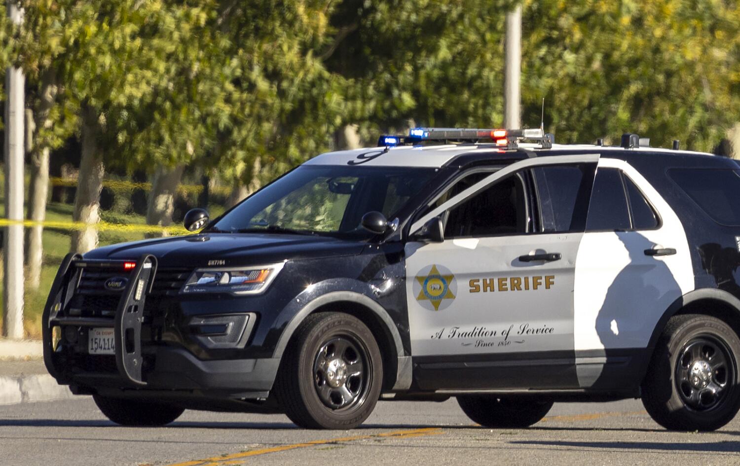 Source-feed image associated with Sheriff's watchdog group needs new lawyers to do its job, civil grand jury says