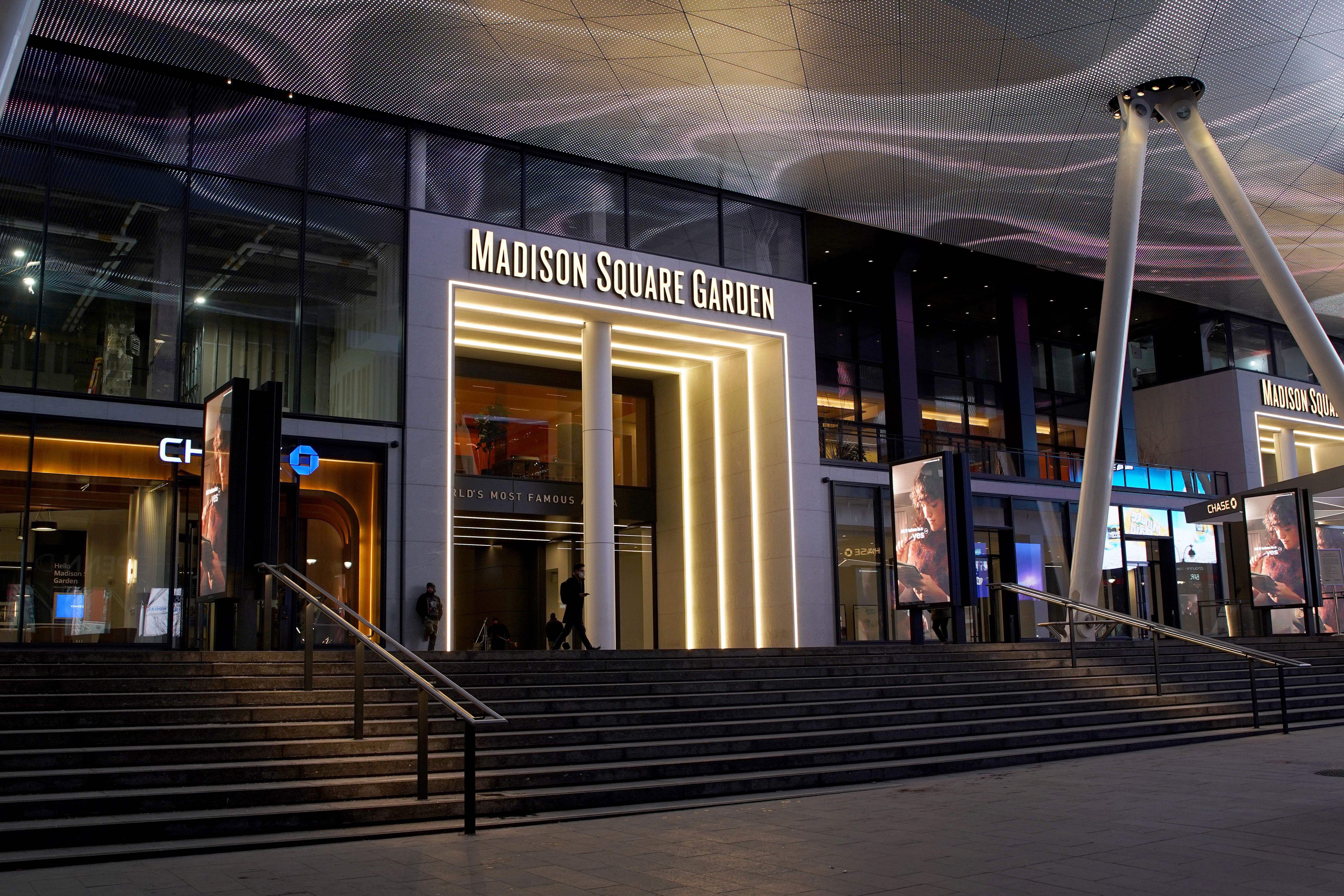 Source-feed image associated with Man Dies After Falling at Goose Madison Square Garden Show