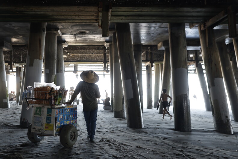 Source-feed image associated with Another SoCal heat wave is here and could last awhile