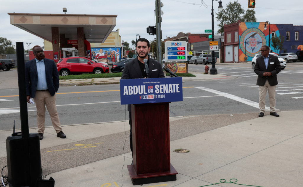 Image from linked report: WATCH: Senate candidate El-Sayed and former VP Harris speak at Black maternal health roundtable
