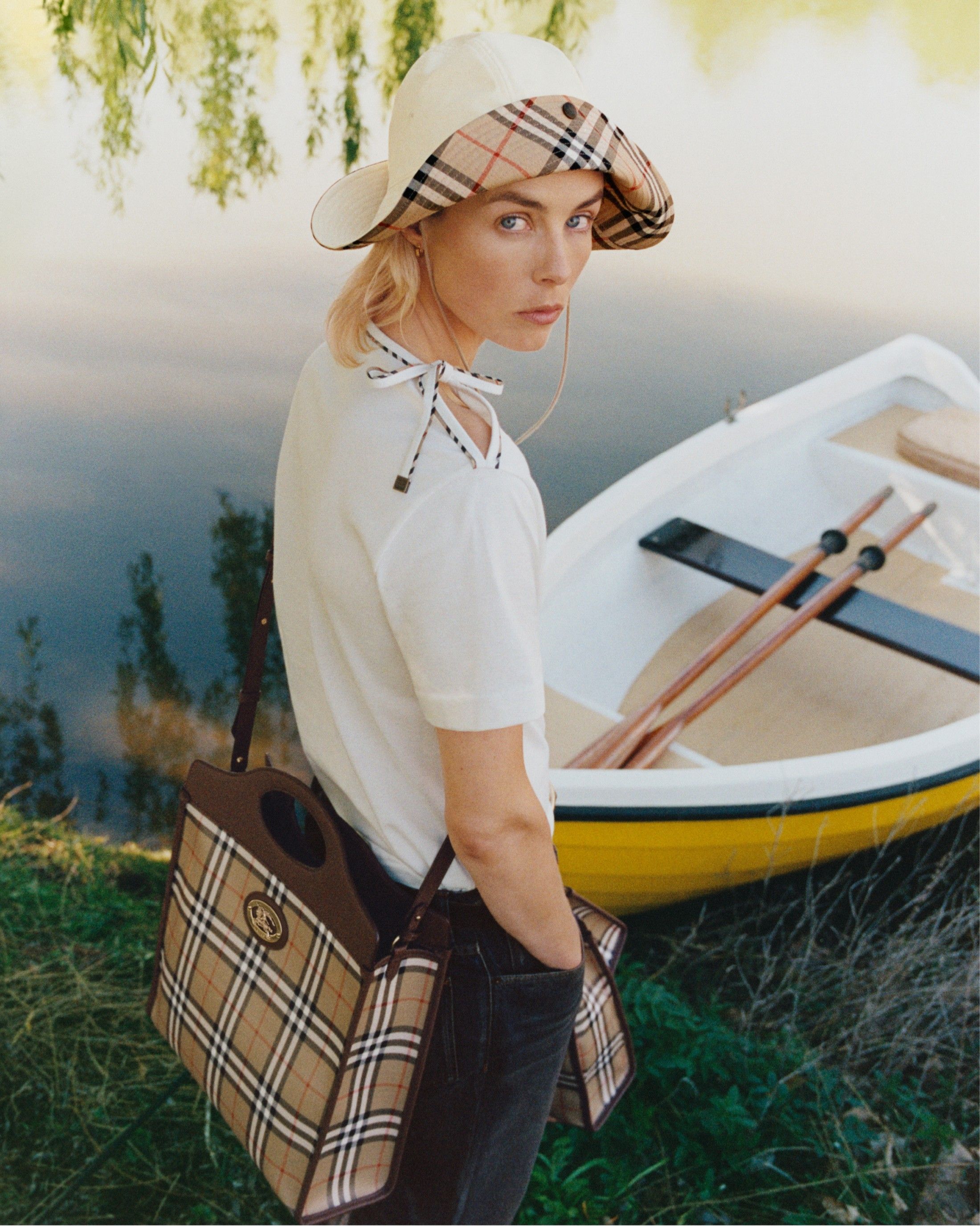Source-feed image associated with 4 Stylish Summer Looks for Exploring Beyond the Beach