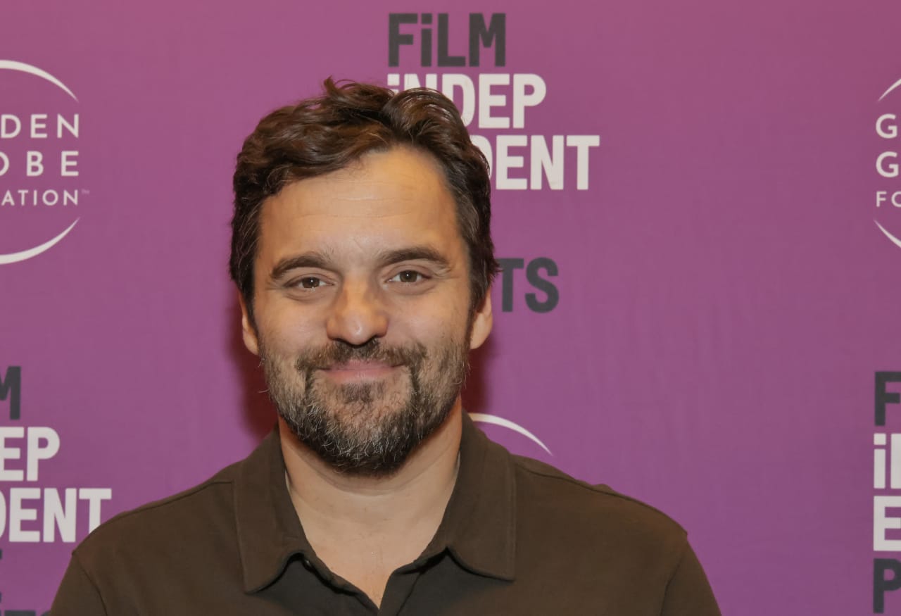 Image from linked report: ‘New Girl’ star Jake Johnson lists lush and private Pasadena estate for $3.3 million