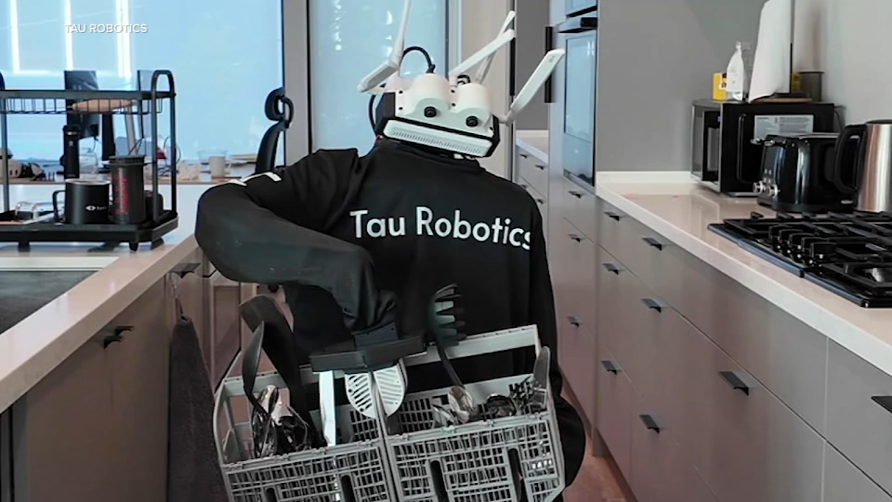 Source-feed image associated with You can hire these humanoid robots to clean your home in San Francisco
