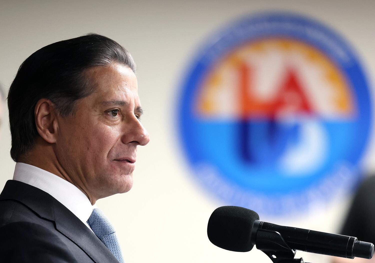 Source-feed image associated with Carvalho resigns as LAUSD superintendent amid federal investigation