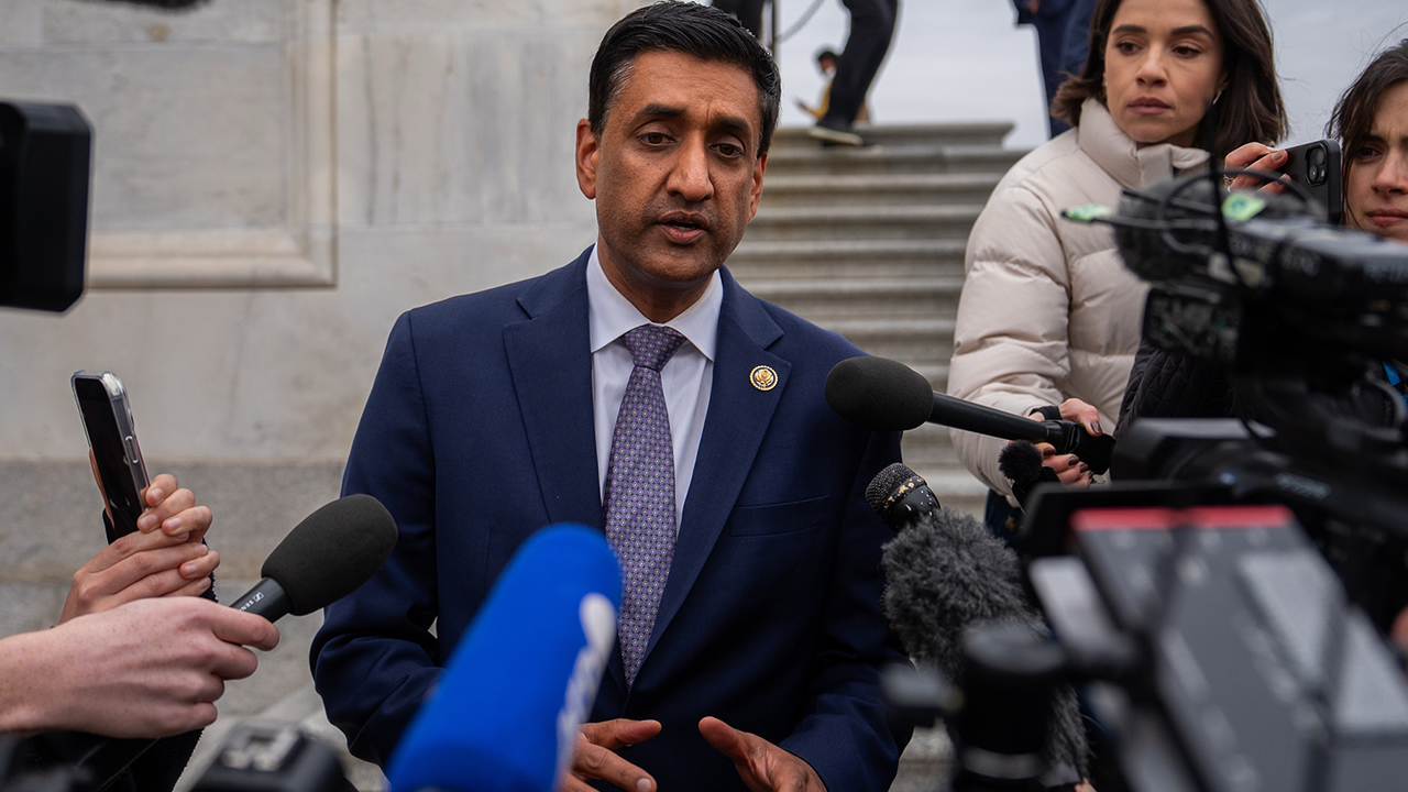 Source-feed image associated with Bay Area Rep. Ro Khanna returns to US after being detained by Israeli settlers in West Bank visit