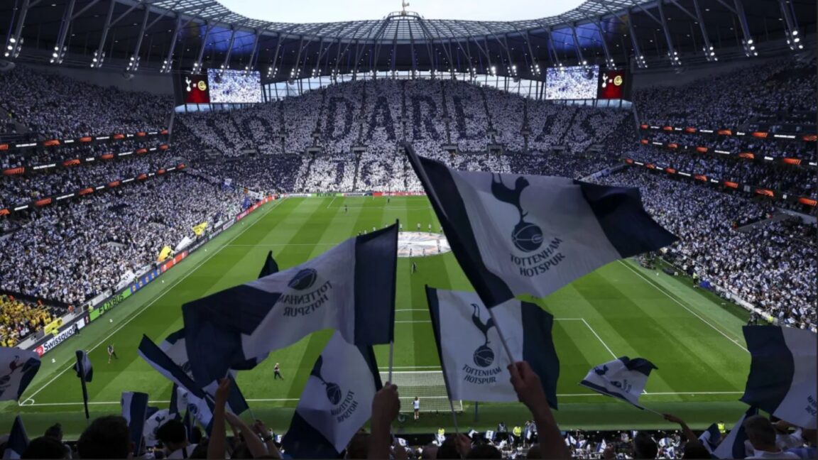 Source-feed image associated with VMware migration reduces Tottenham Hotspur's licensing fees by 85 percent