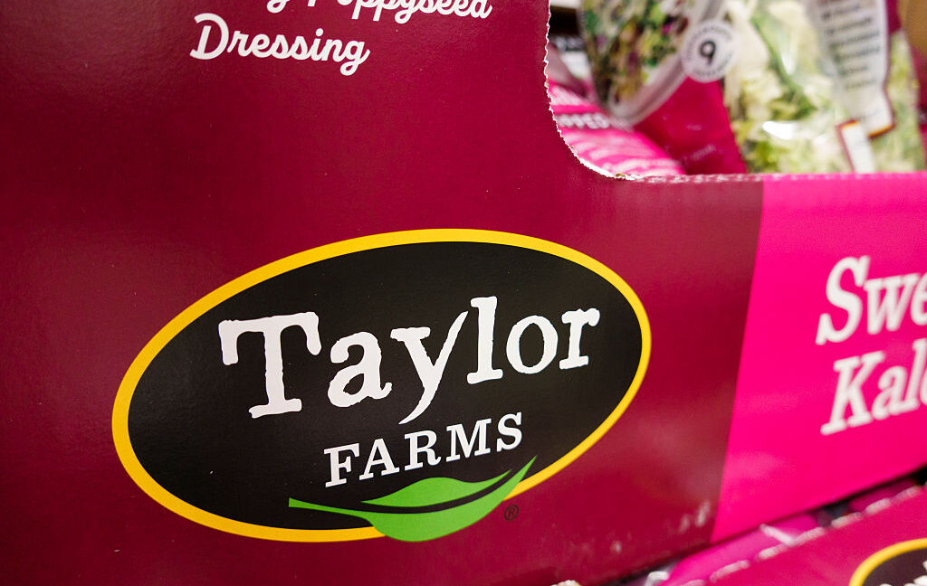 Source-feed image associated with Less than 2.5% of Taylor Farms' recalled lettuce went to Taco Bells