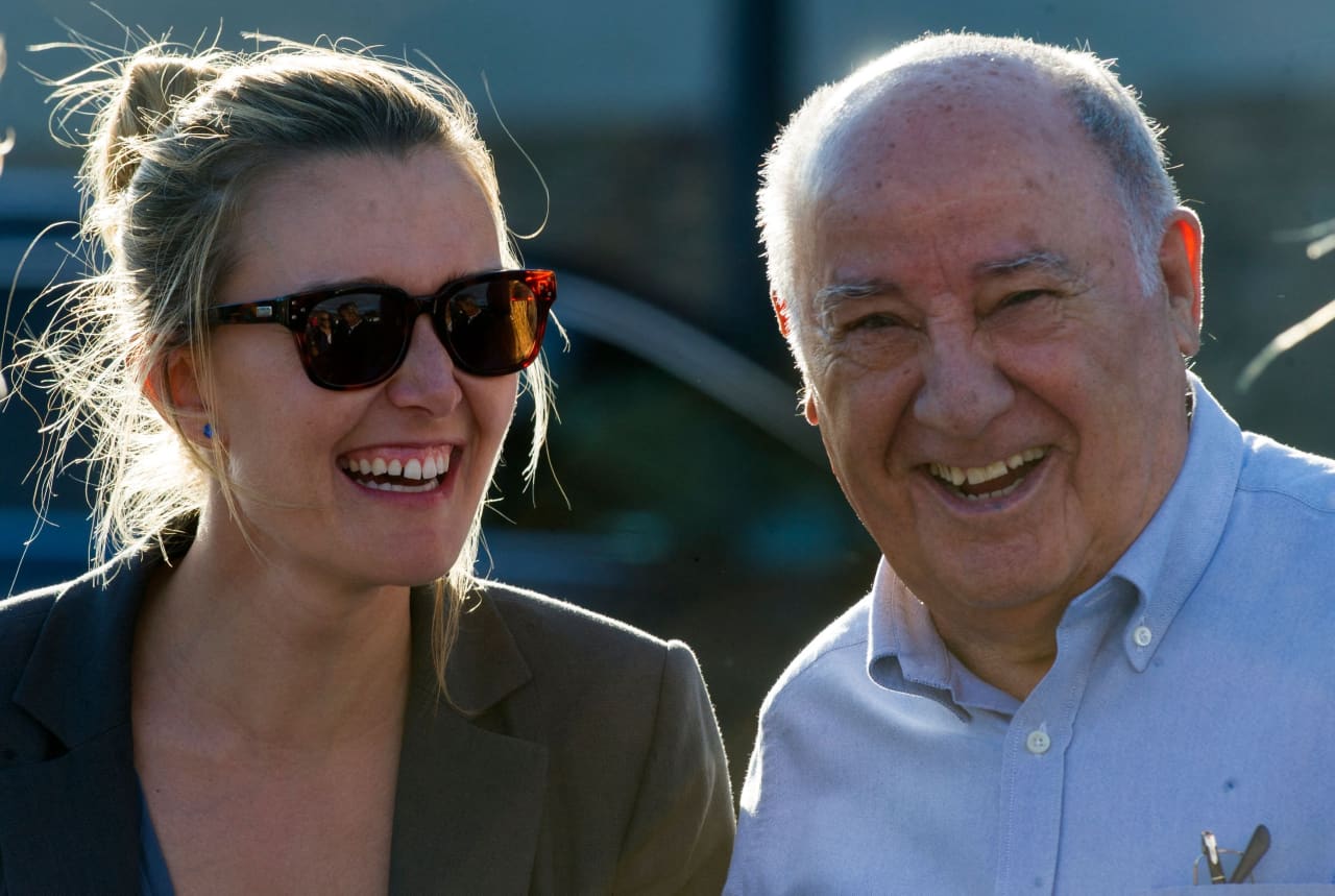 Source-feed image associated with Spanish billionaire moves to 10th place globally as Inditex sales jump
